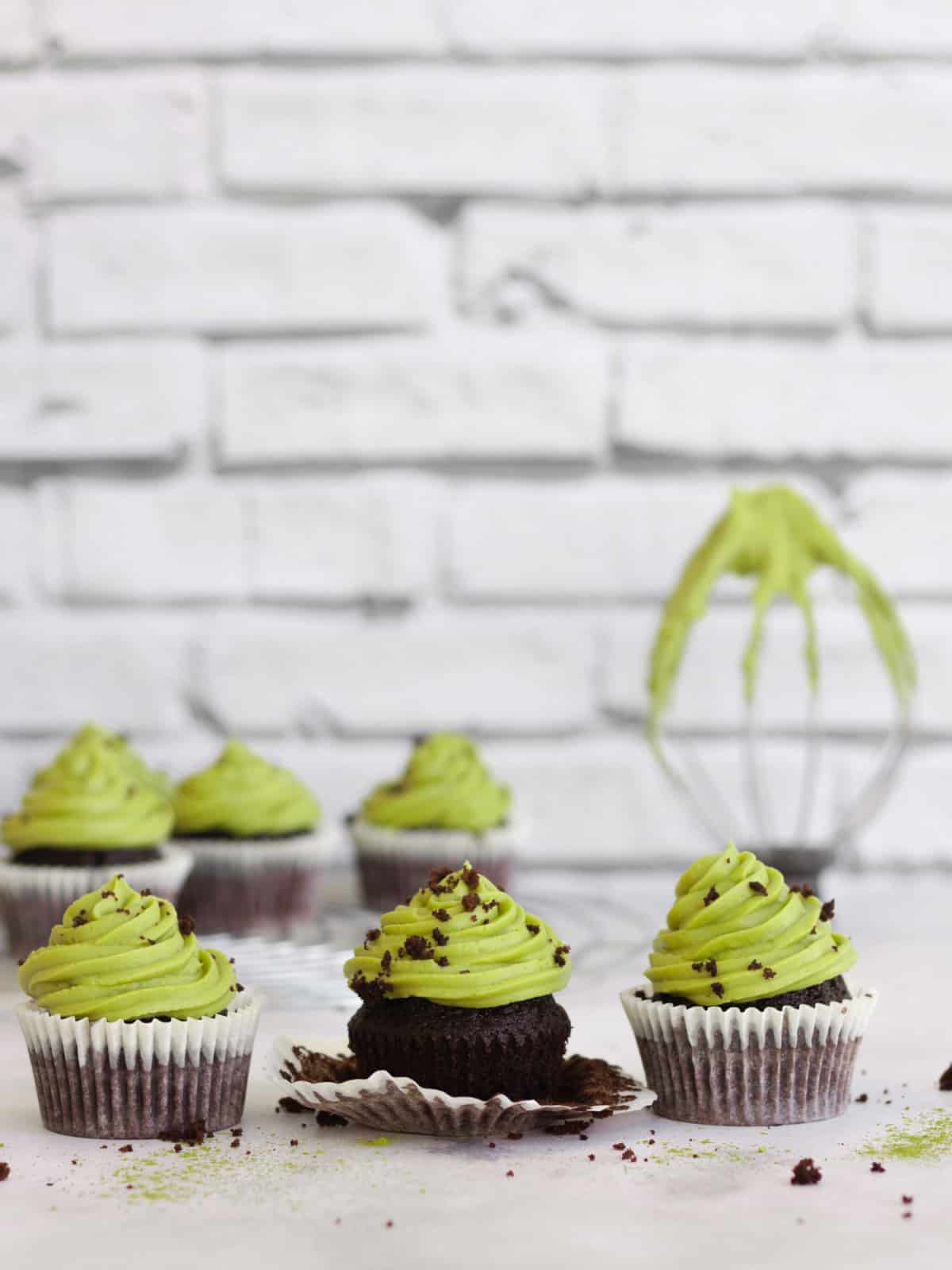 Chocolate Cupcakes with Matcha Cream Cheese Frosting